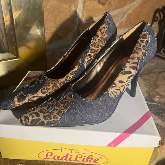 Denim Heels Leopard - Picture 4 of 5